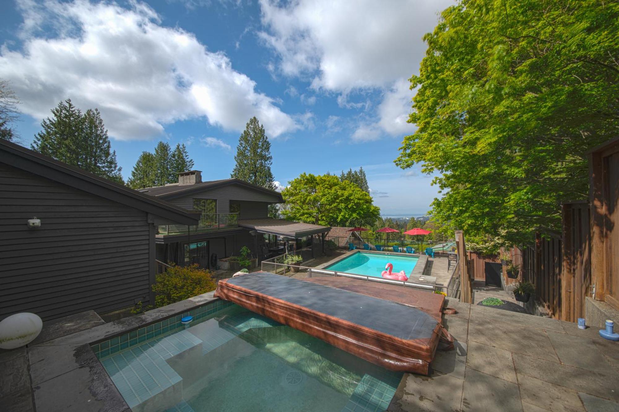 Seymour Private Bedroom, Ensuite Bathroom With Shared Pool, Hot Tub With Views North Vancouver Exterior photo
